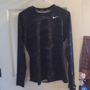 Nike dri-fit long sleeve work out shirt